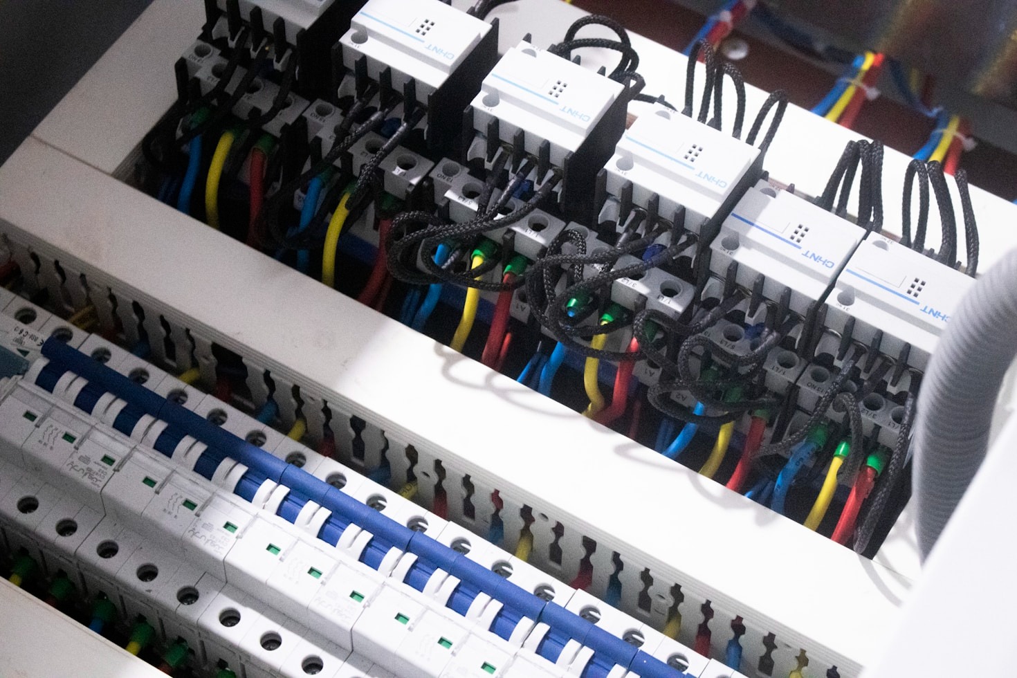 How to Know When Your Electrical Panel Needs an Upgrade